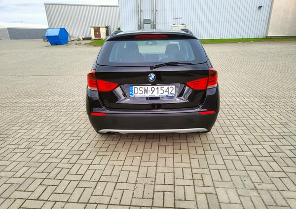 BMW X1 cena 33900 przebieg: 263500, rok produkcji 2011 z Żarów małe 407